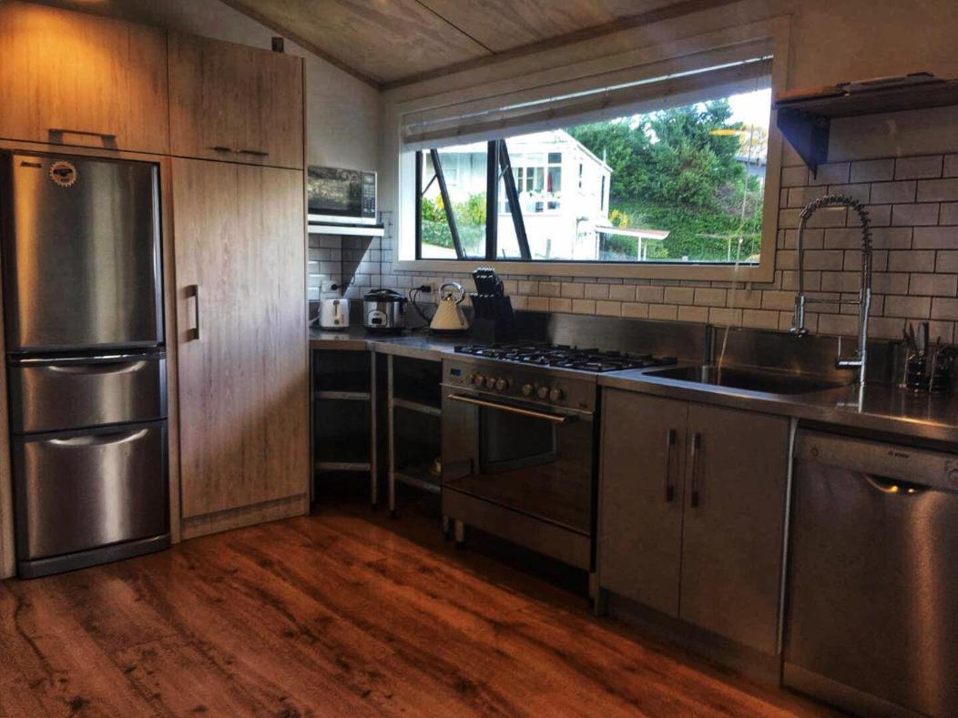 Pencarrow Lakeside Apartment Квинстаун Экстерьер фото